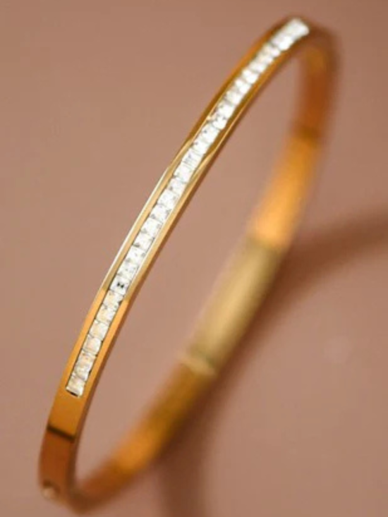 Ainsley18KGoldBangleBracelet.png Ainsley 18K Gold Bangle Bracelet