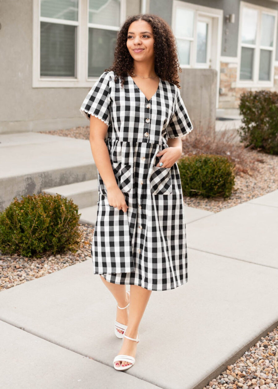 ArelieBlackGinghamButtonDress_DSC8497.jpg Arelie Black Gingham Button Dress