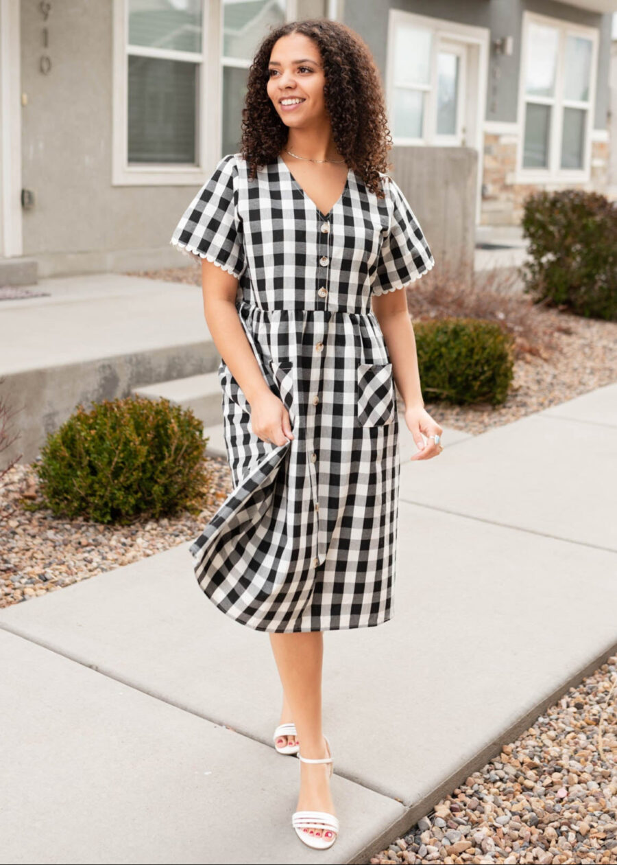 ArelieBlackGinghamButtonDress_DSC8505.jpg Arelie Black Gingham Button Dress