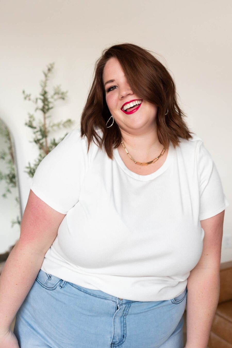 AriWhiteRibbedTop_DSC4618.jpg Ari White Ribbed Top