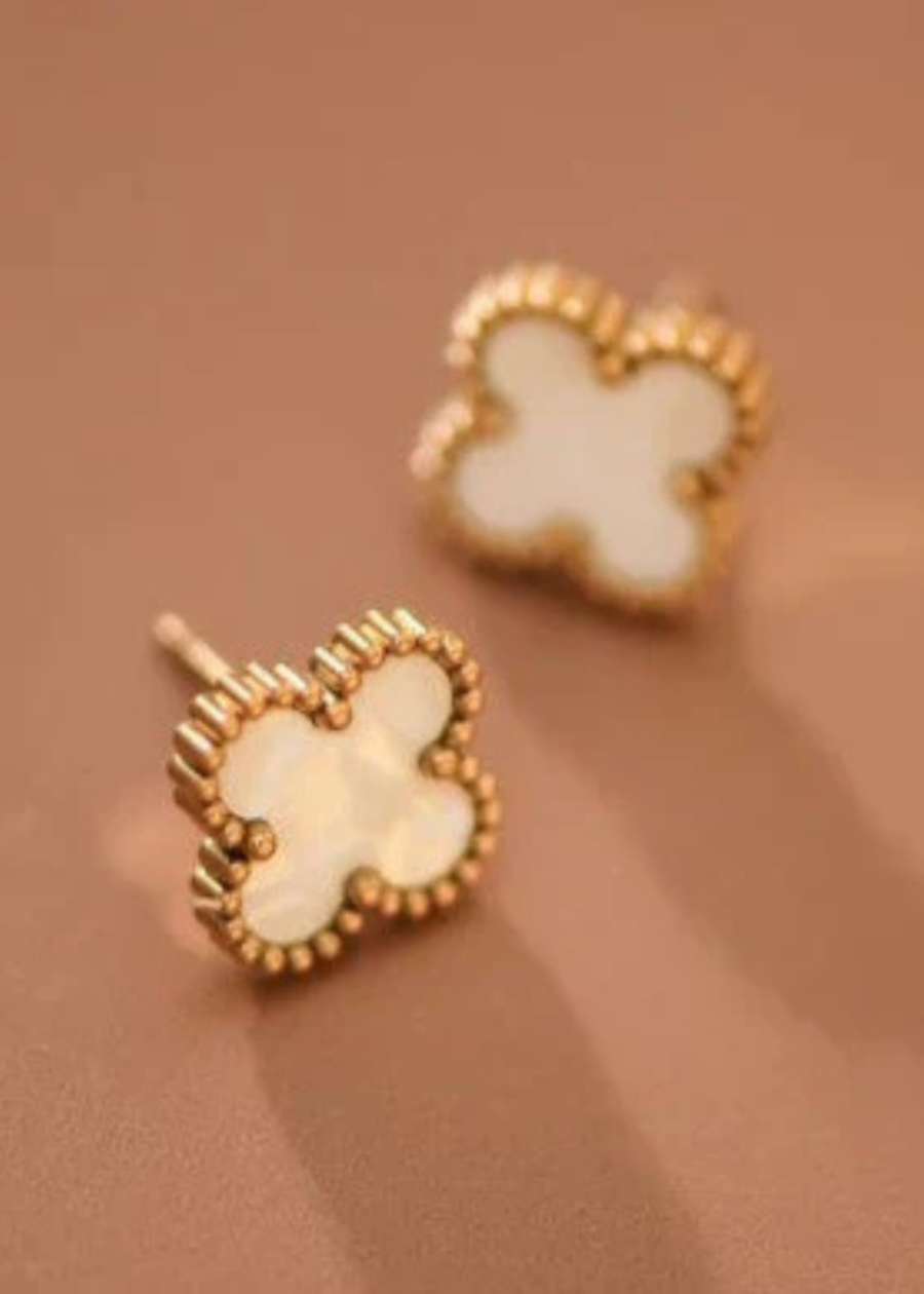 Brinley18KCloverStudEarrings.png Brinley 18K Clover Stud Earrings