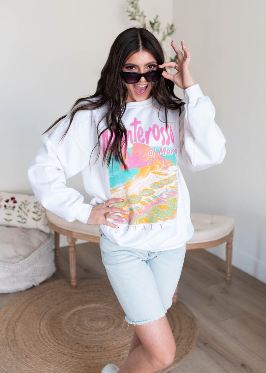 MonterossoGraphicSweatshirt_DSC2577.jpg Monterosso Graphic Sweatshirt