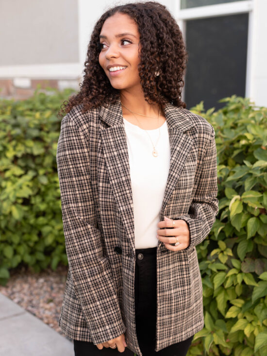 SamTaupePlaidBlazer_DSC8875.jpg Sam Taupe Plaid Blazer