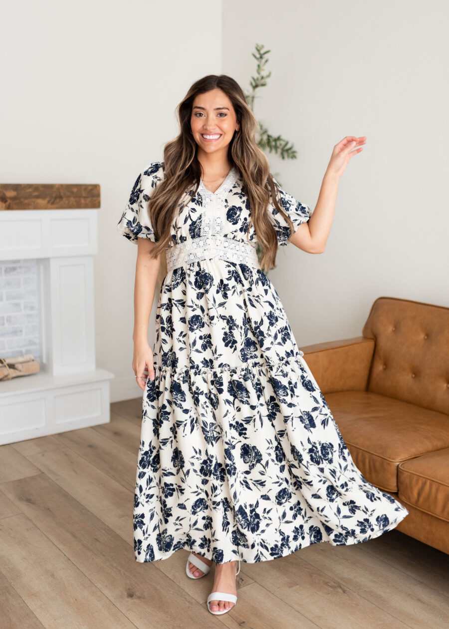 SkylerNavyFloralDress_DSC9123.jpg Skyler Navy Floral Dress