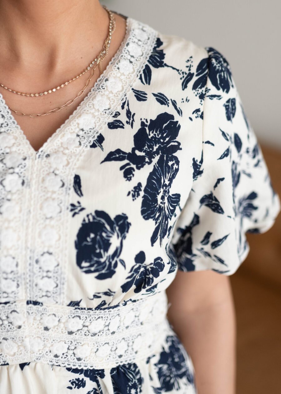 SkylerNavyFloralDress_DSC9155.jpg Skyler Navy Floral Dress
