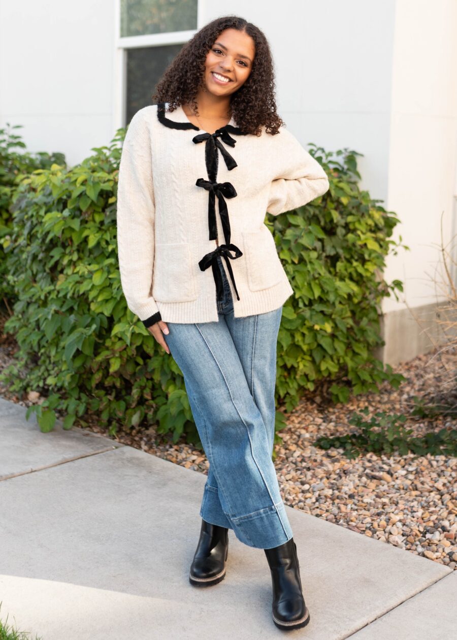 TaleaCreamBowCardigan_DSC3194.jpg Talea Cream Bow Cardigan