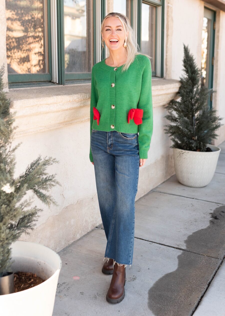 VeronicaGreenChristmasBowCardigan_DSC4712.jpg Veronica Green Christmas Bow Cardigan